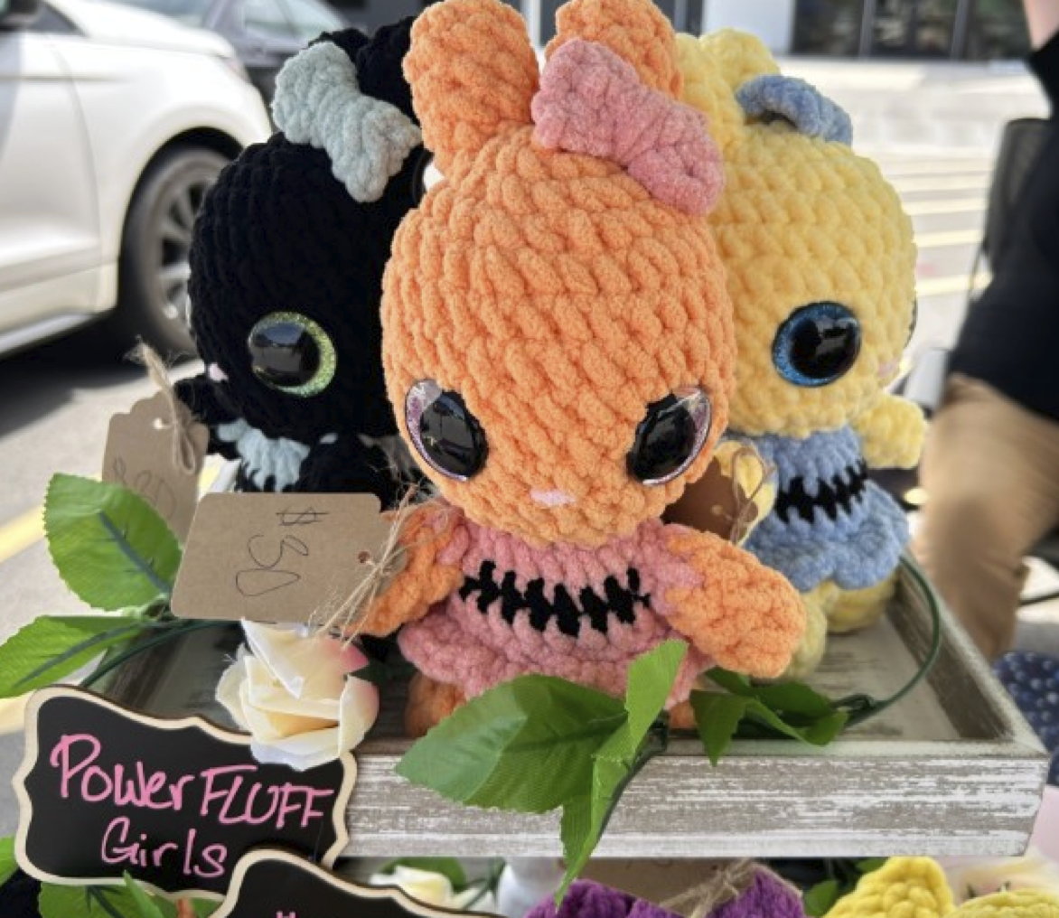 Schmidts & Giggles – Handmade crochet plushies & custom creations